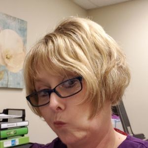 Meet your Posher, Monica